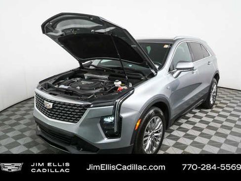 Used 2024 Cadillac XT4 Premium Luxury AWD/4WD image 32