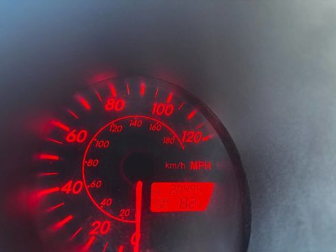 Used 2003 Pontiac Vibe w/ Power Group Value Package image 22