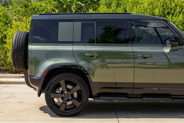 New 2026 Land Rover Defender 110 X-Dynamic SE AWD/4WD image 9