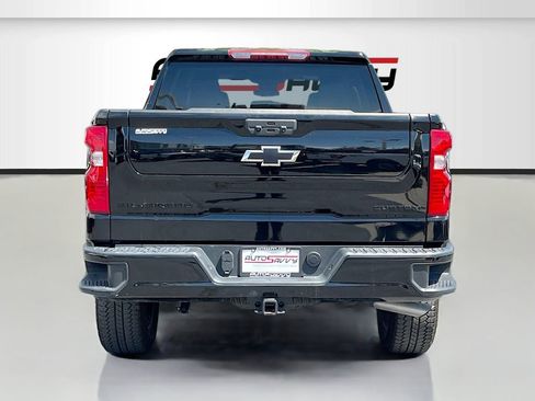 Used 2024 Chevrolet Silverado 1500 Custom Trail Boss w/ Turbomax Blackout Package AWD/4WD image 6