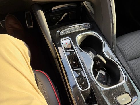 Used 2023 Buick Envision Essence w/ Sport Touring Package image 10