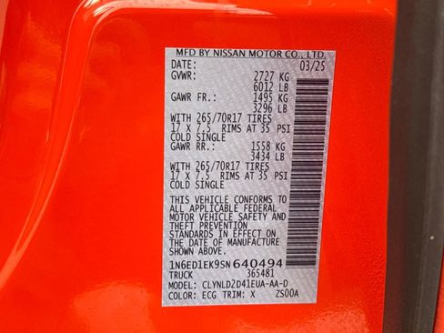 Certified 2025 Nissan Frontier PRO-4X image 31