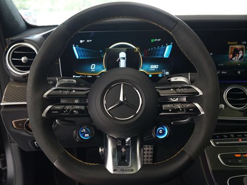 Used 2023 Mercedes-Benz E 63 AMG S image 12