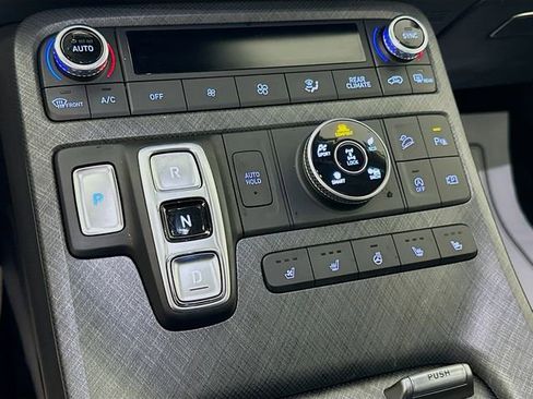 Used 2023 Hyundai Palisade Limited AWD/4WD image 24