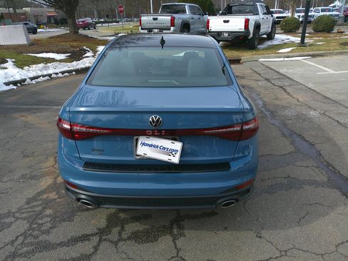 Used 2025 Volkswagen Jetta GLI Autobahn w/ GLI Black Package image 11