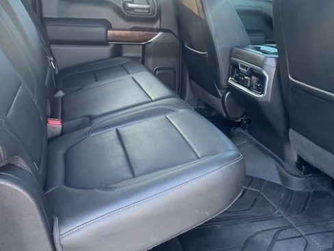 Used 2020 GMC Sierra 1500 SLT image 10