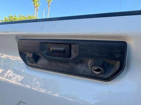 Used 2022 Chevrolet Silverado 2500 Custom w/ Custom Value Package AWD/4WD image 23