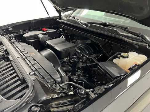 Used 2024 Chevrolet Silverado 2500 ZR2 w/ Technology Package image 67