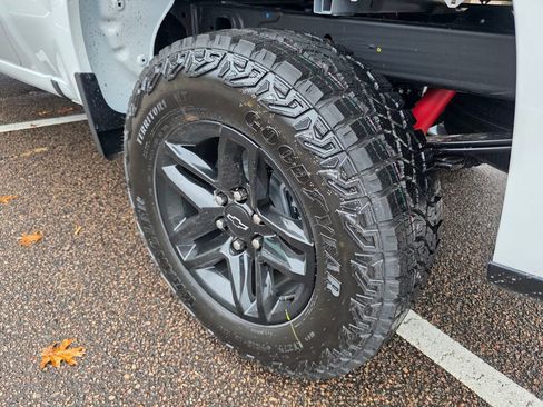 New 2026 Chevrolet Silverado 1500 Custom Trail Boss AWD/4WD image 24