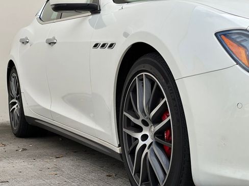 Used 2014 Maserati Ghibli S Q4 image 39