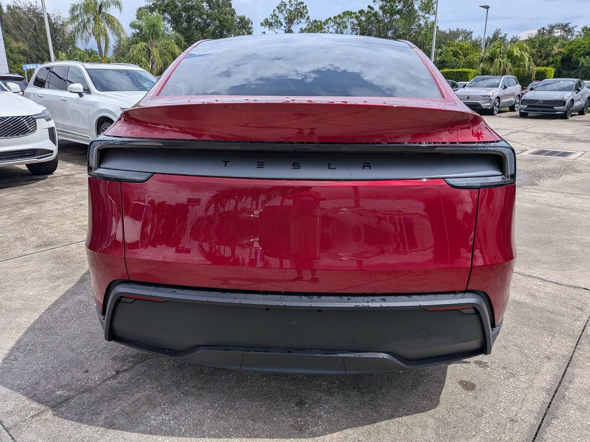 Used 2026 Tesla Model Y 2WD image 5