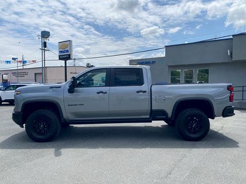 New 2026 Chevrolet Silverado 2500 ZR2 w/ LPO, Dark Essentials Package AWD/4WD image 7