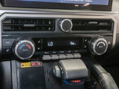 Used 2025 Toyota 4Runner TRD Off-Road Premium AWD/4WD image 20
