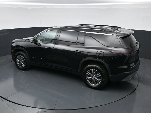 Used 2025 Chevrolet Traverse LT AWD/4WD image 45