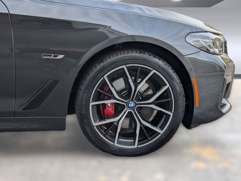 Certified 2023 BMW 530e xDrive w/ Premium Package image 12