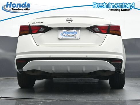 Used 2025 Nissan Altima 2.5 SV FWD image 28