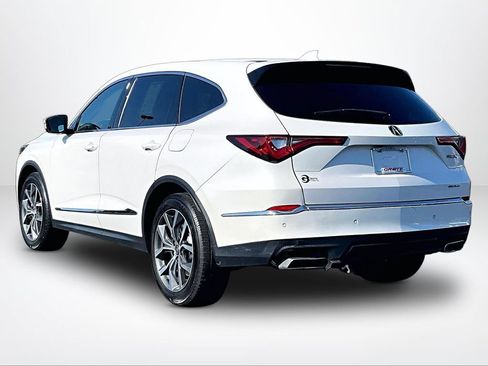 Used 2023 Acura MDX SH-AWD w/ Technology Package image 12