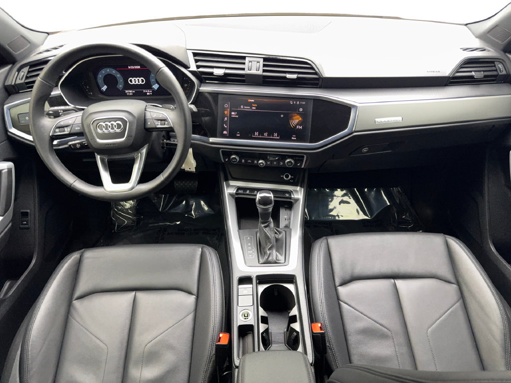 Used 2025 Audi Q3 2.0T Premium AWD/4WD image 54