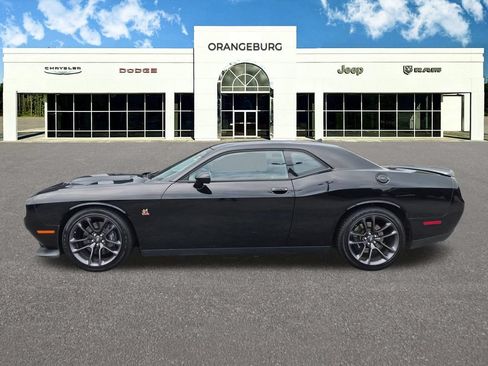 Used 2023 Dodge Challenger R/T Scat Pack w/ Plus Package RWD image 6