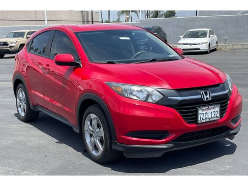 Used 2017 Honda HR-V LX image 8