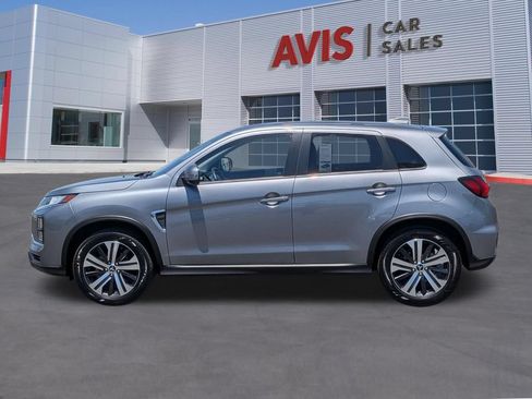Used 2025 Mitsubishi Outlander Sport SE AWD/4WD image 10