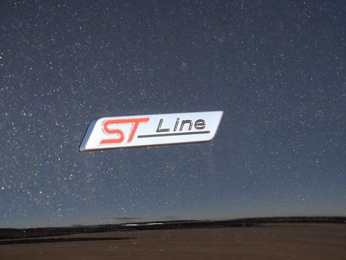 New 2026 Ford Explorer ST-Line w/ ST-Line Street Pack AWD/4WD image 8