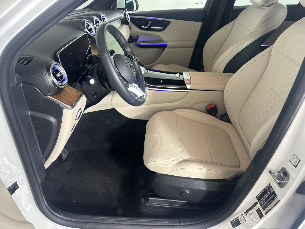 Certified 2026 Mercedes-Benz GLC 300 image 9