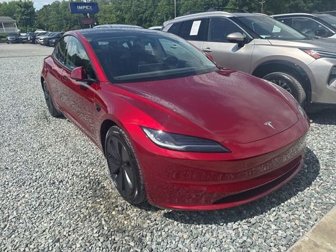 Used 2024 Tesla Model 3 Long Range AWD/4WD image 2