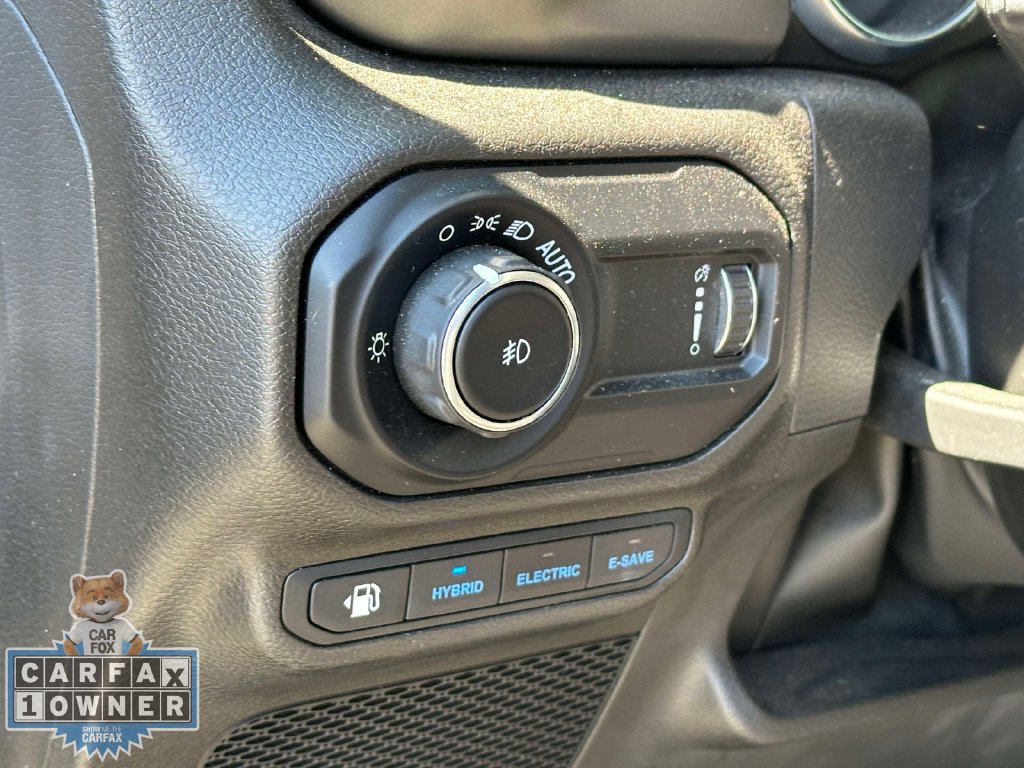 Used 2023 Jeep Wrangler Unlimited w/ Cold Weather Group AWD/4WD image 22