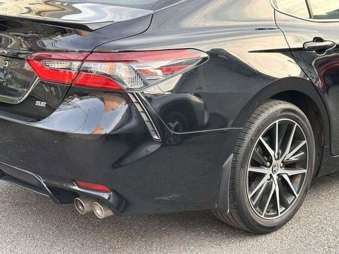 Used 2024 Toyota Camry SE w/ Cold Weather Package image 11