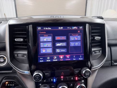 Used 2019 RAM 1500 Laramie AWD/4WD image 19