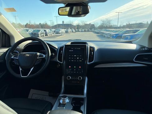 Used 2024 Ford Edge SEL w/ Convenience Package AWD/4WD image 34