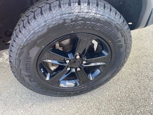 Used 2022 Jeep Wrangler Unlimited Sport AWD/4WD image 7