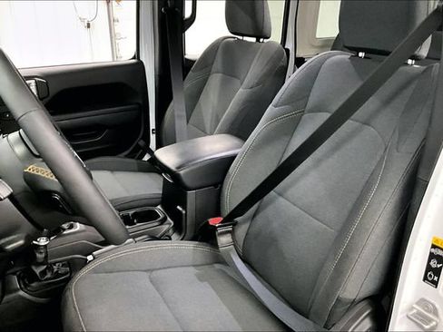 Used 2024 Jeep Wrangler Unlimited Sport AWD/4WD image 22