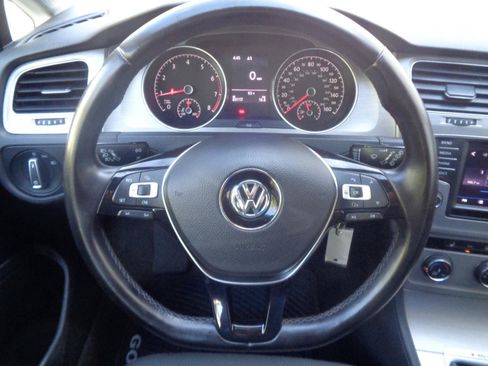 Used 2017 Volkswagen Golf S AWD/4WD image 36