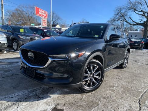 Used 2018 MAZDA CX-5 Touring image 1