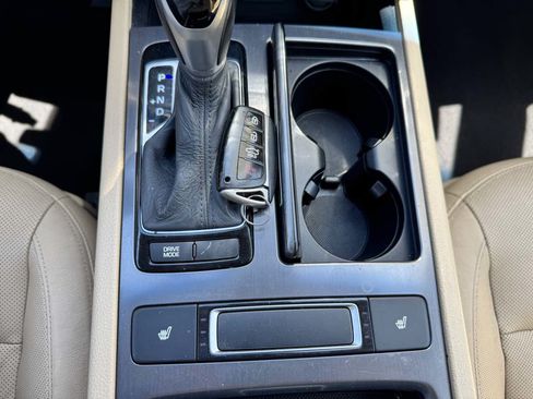 Used 2015 Hyundai Genesis 3.8 RWD image 48