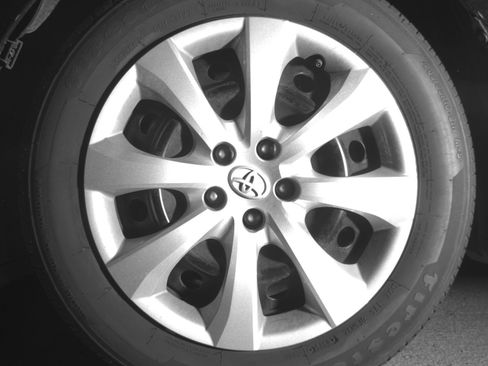 Used 2025 Toyota Corolla LE FWD image 12