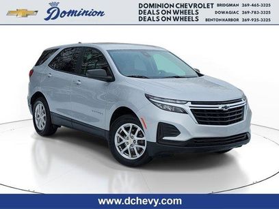 Used 2022 Chevrolet Equinox LS w/ LS Convenience Package