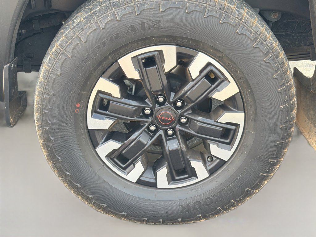 Used 2024 Nissan Frontier PRO-4X w/ Technology Package AWD/4WD image 40