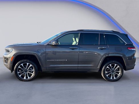 Used 2022 Jeep Grand Cherokee Overland image 6