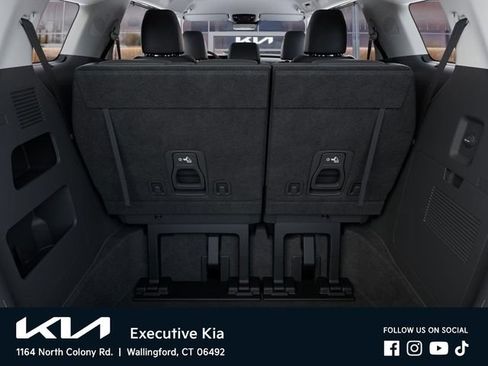 New 2026 Kia Carnival EX FWD image 19