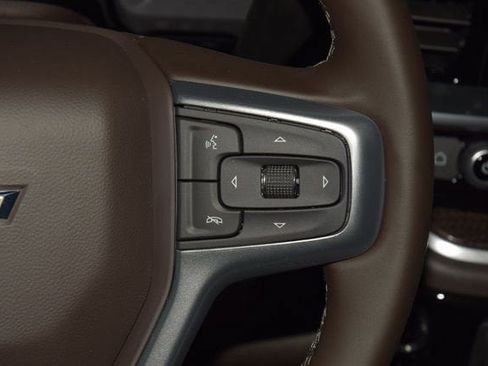 New 2026 Chevrolet Silverado 1500 LT w/ Leather Package AWD/4WD image 39