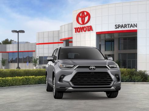 New 2026 Toyota Grand Highlander Platinum image 16