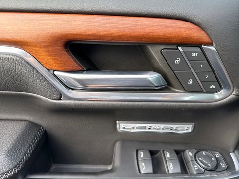 Used 2023 GMC Sierra 1500 Denali w/ Technology Package image 29