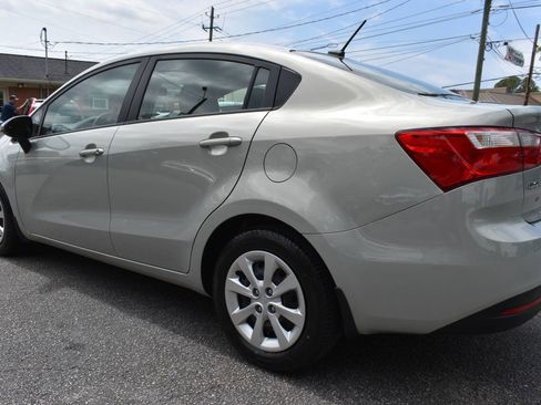 Used 2013 Kia Rio EX FWD image 27