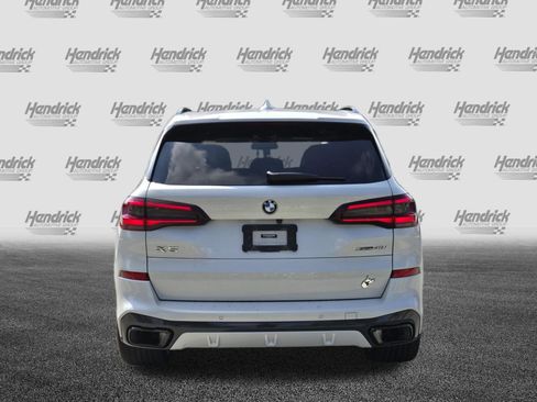 Used 2023 BMW X5 xDrive40i w/ M Sport Package AWD/4WD image 8