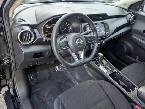 Used 2023 Nissan Kicks SV image 12