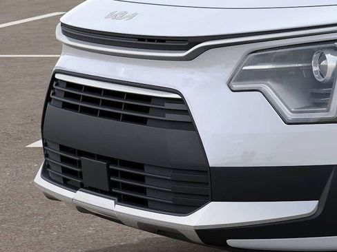 New 2025 Kia Niro EX image 12