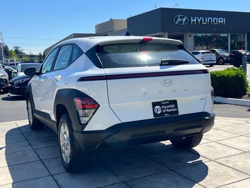 Certified 2025 Hyundai Kona SE AWD/4WD image 7